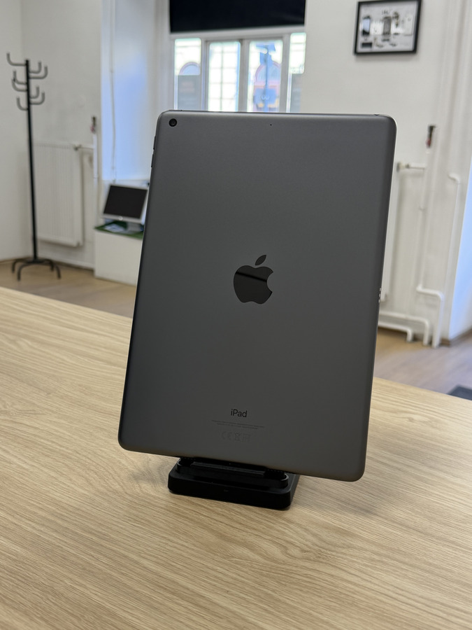 Apple iPad 9th gen 10.2 256GB Wifi Space Gray Használt