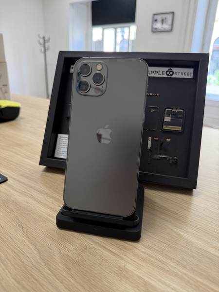 Apple iPhone 12 Pro 256GB Grafit Használt Kártyafüggetlen