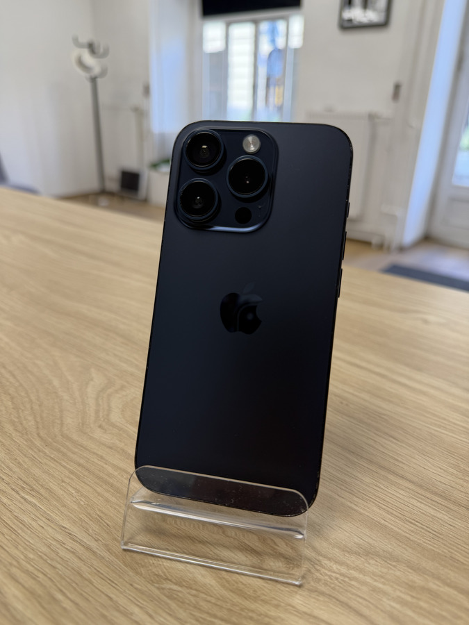 Apple iPhone 15 Pro 128GB Kék Titán Használt Kártyafüggetlen